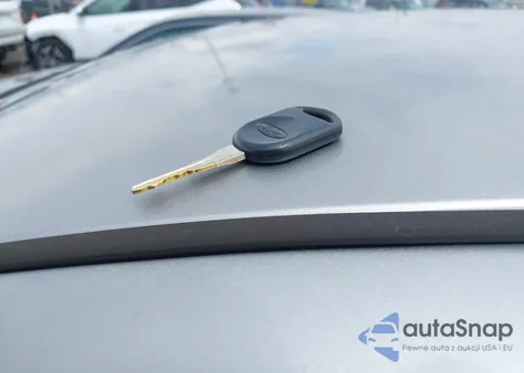 2008 Ford Focus Se/Ses from USA, damaged, VIN 1FAHP35NX8W207918